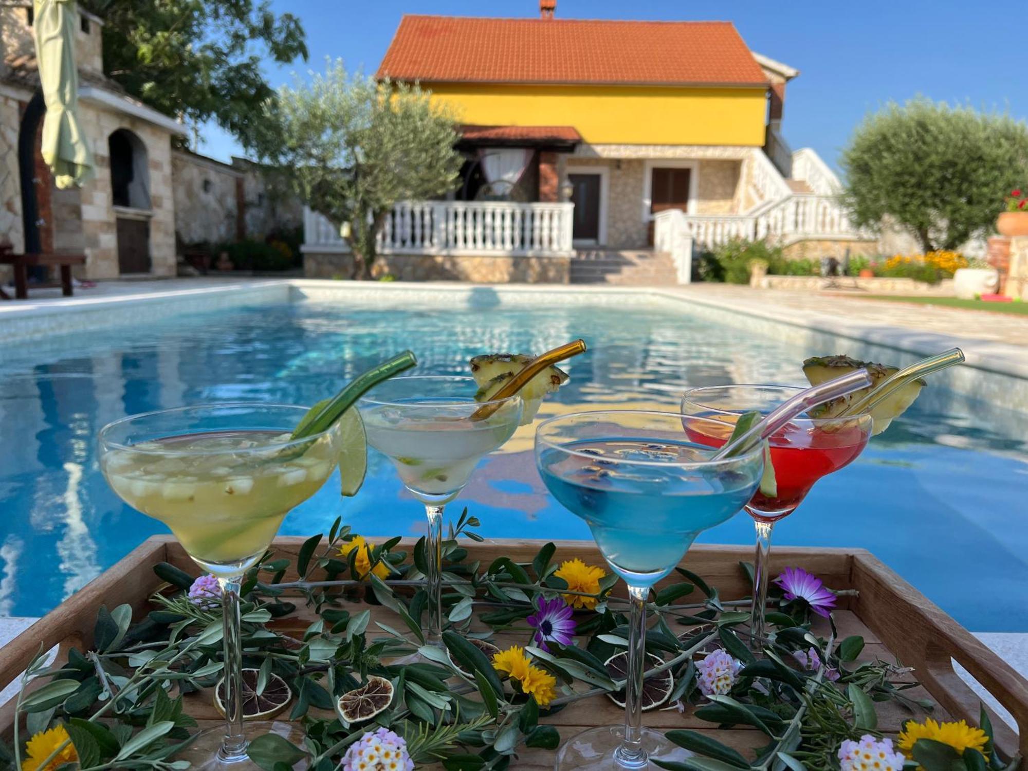 Holiday Home Iva With Pool Sukošan Eksteriør bilde